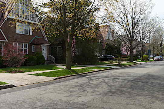 17 Goroton St