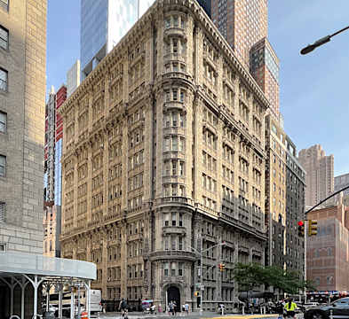 Alwyn Court